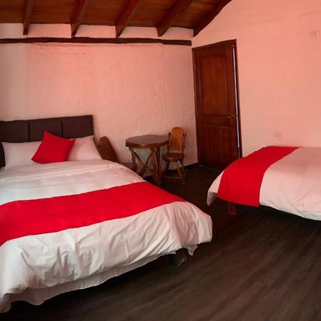 קיטו Hosteria La Chorrera מראה חיצוני תמונה