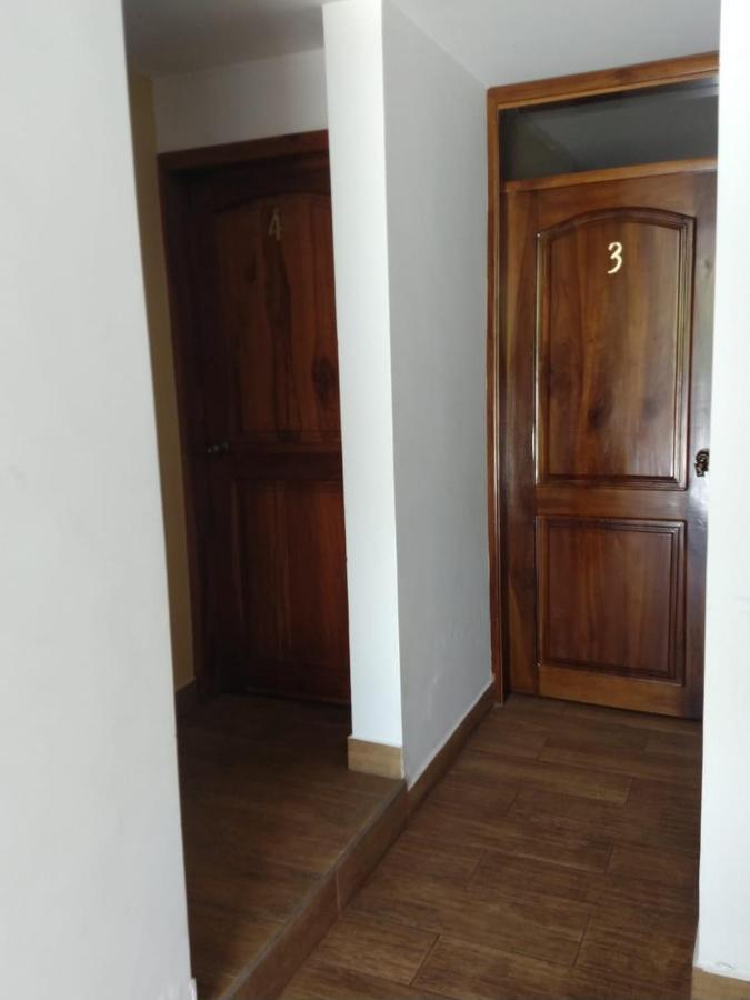 קיטו Hosteria La Chorrera מראה חיצוני תמונה