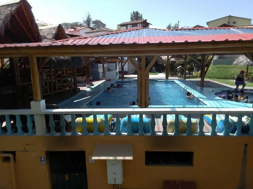 קיטו Hosteria La Chorrera מראה חיצוני תמונה