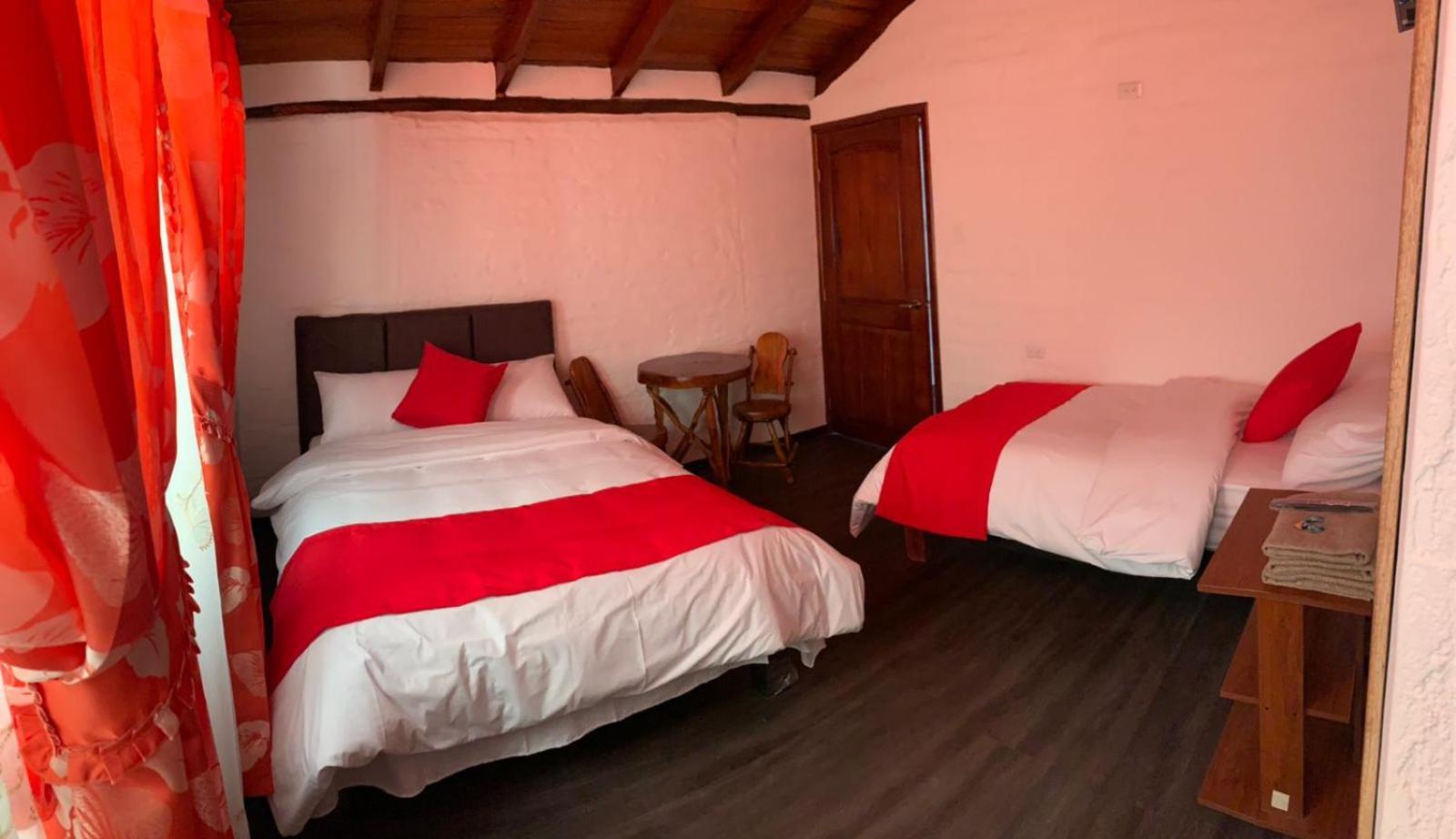 קיטו Hosteria La Chorrera מראה חיצוני תמונה